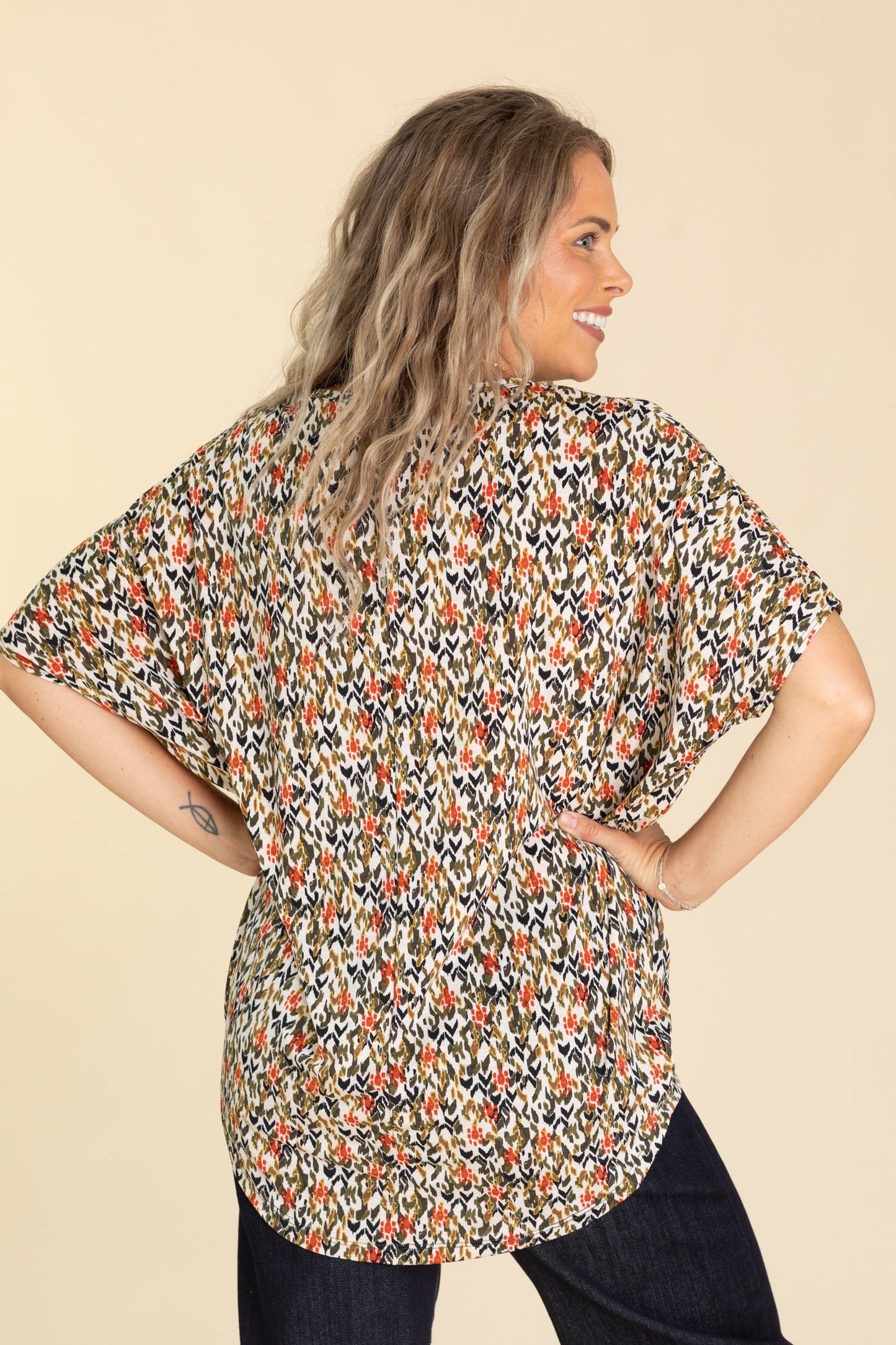 Printed Dolman Short Sleeve Wrinkle Free Top