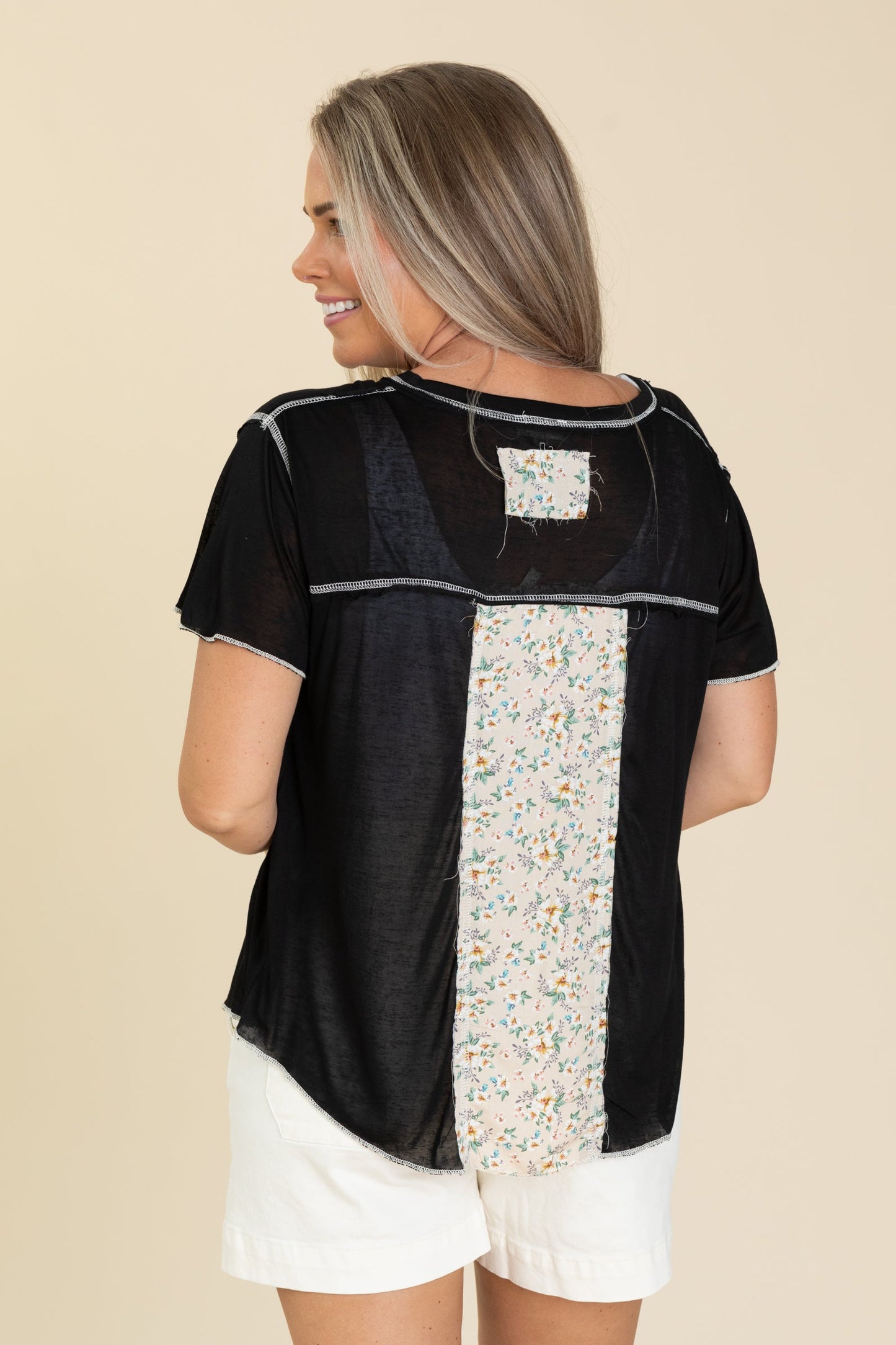 V-Neck Contrast Seam Mixed Print Top