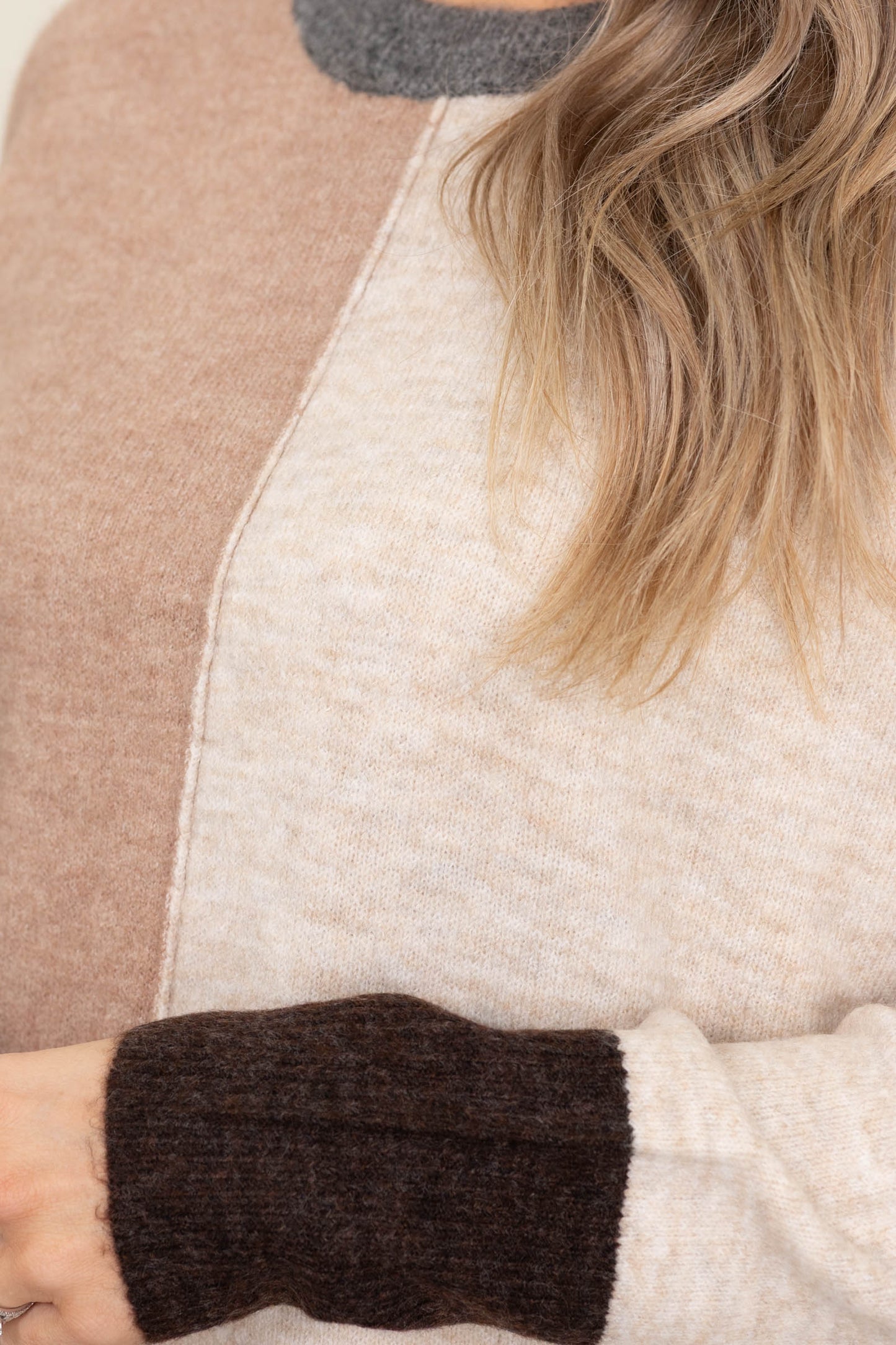 Colorblock Front Seam Long Sleeve Knit Sweaters