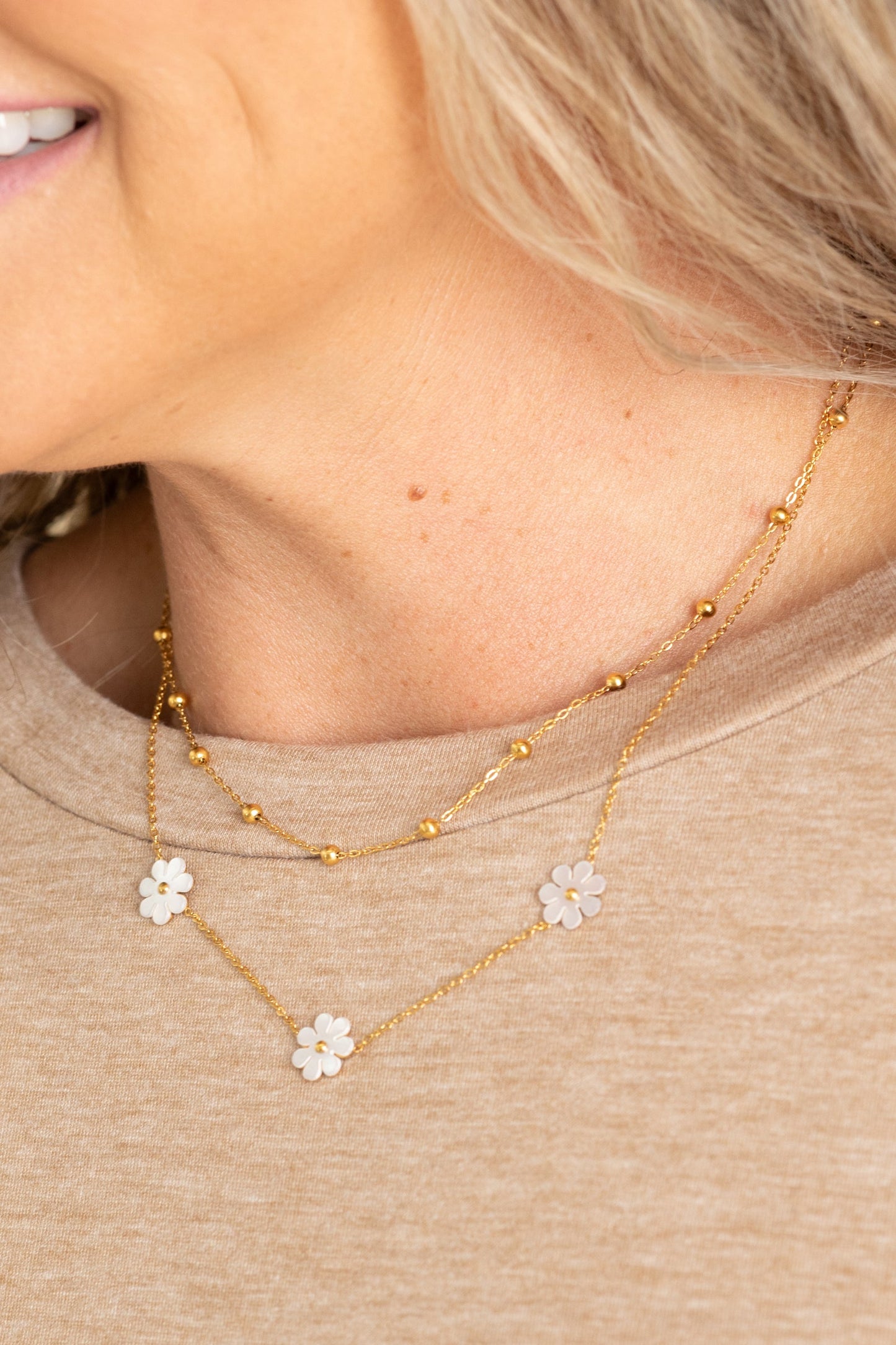 Daisy Layer Necklace