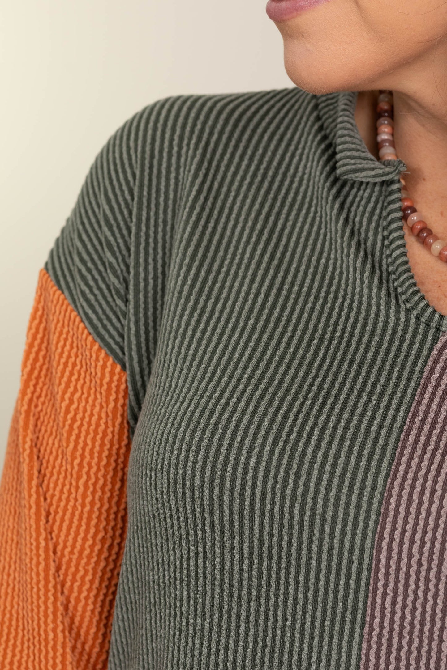 Colorblock Ribbed Knit Tops With V-Neck