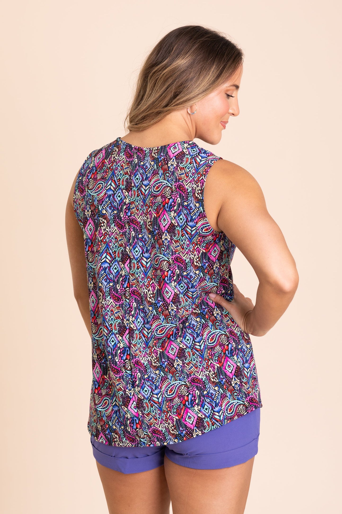 Black Diamond Print Ivy Wrinkle Free Top