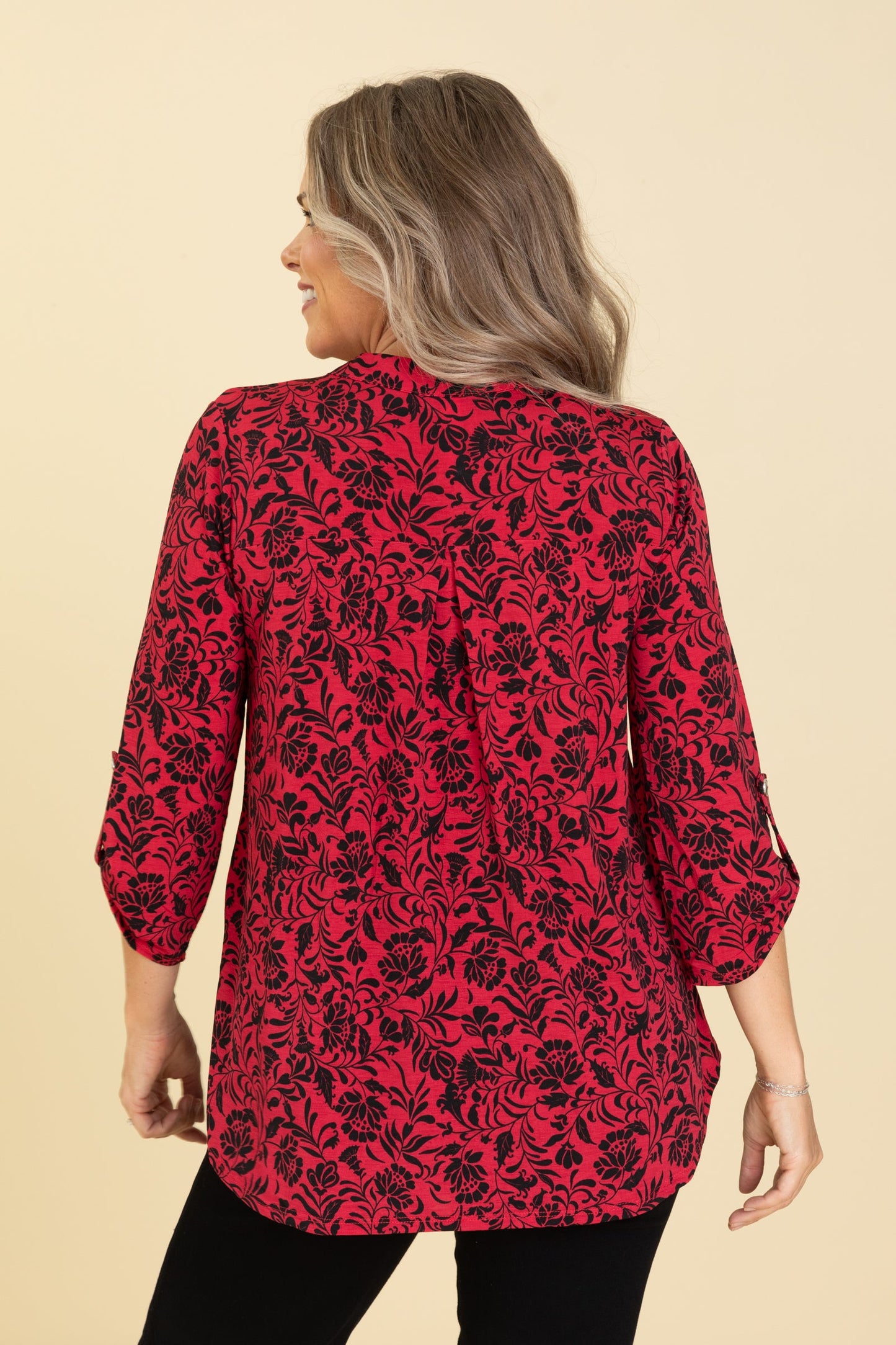 Red And Black Floral Lizzy Wrinkle Free Top