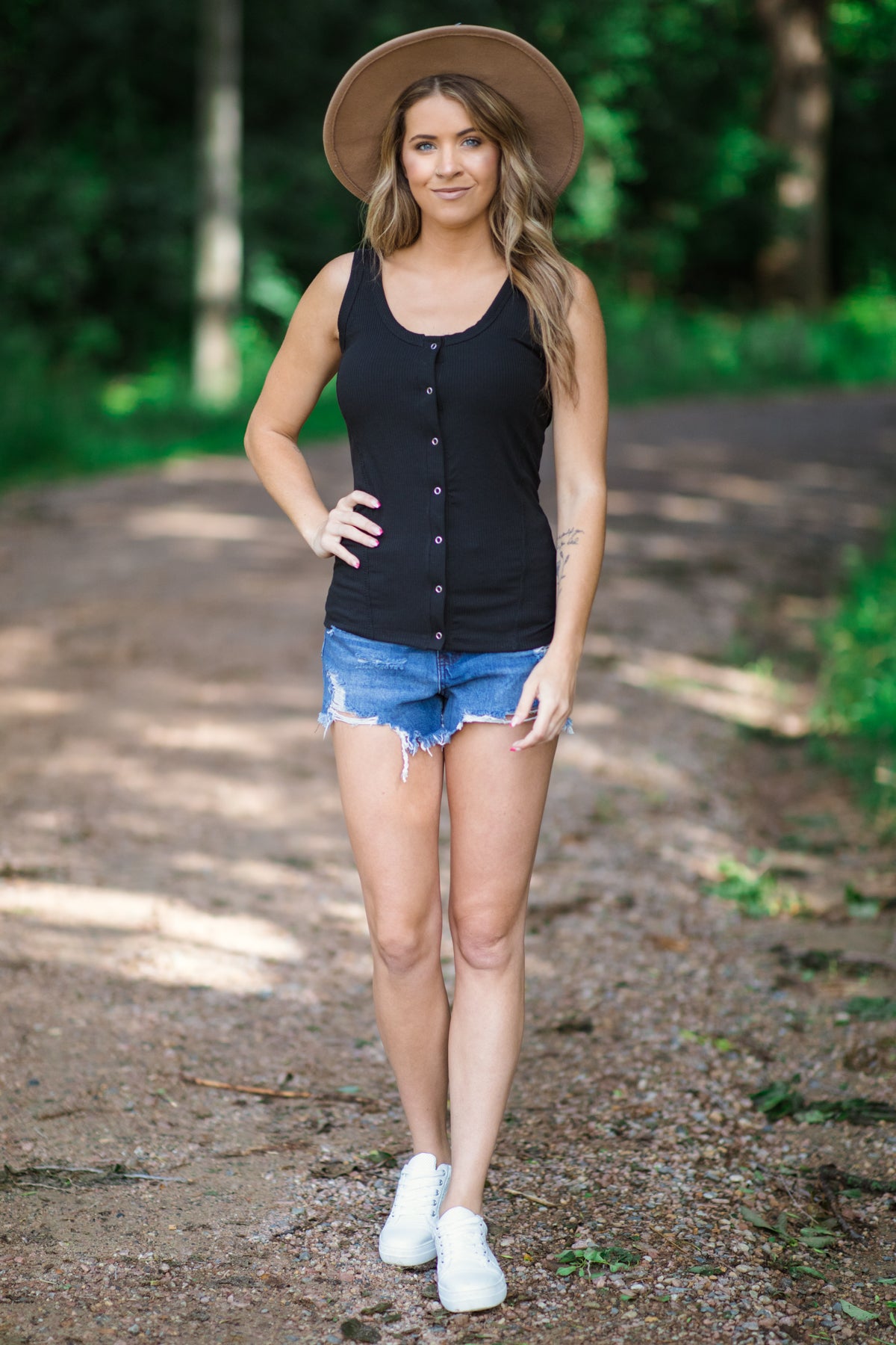 Black Fitted Tank With Snap Buttons