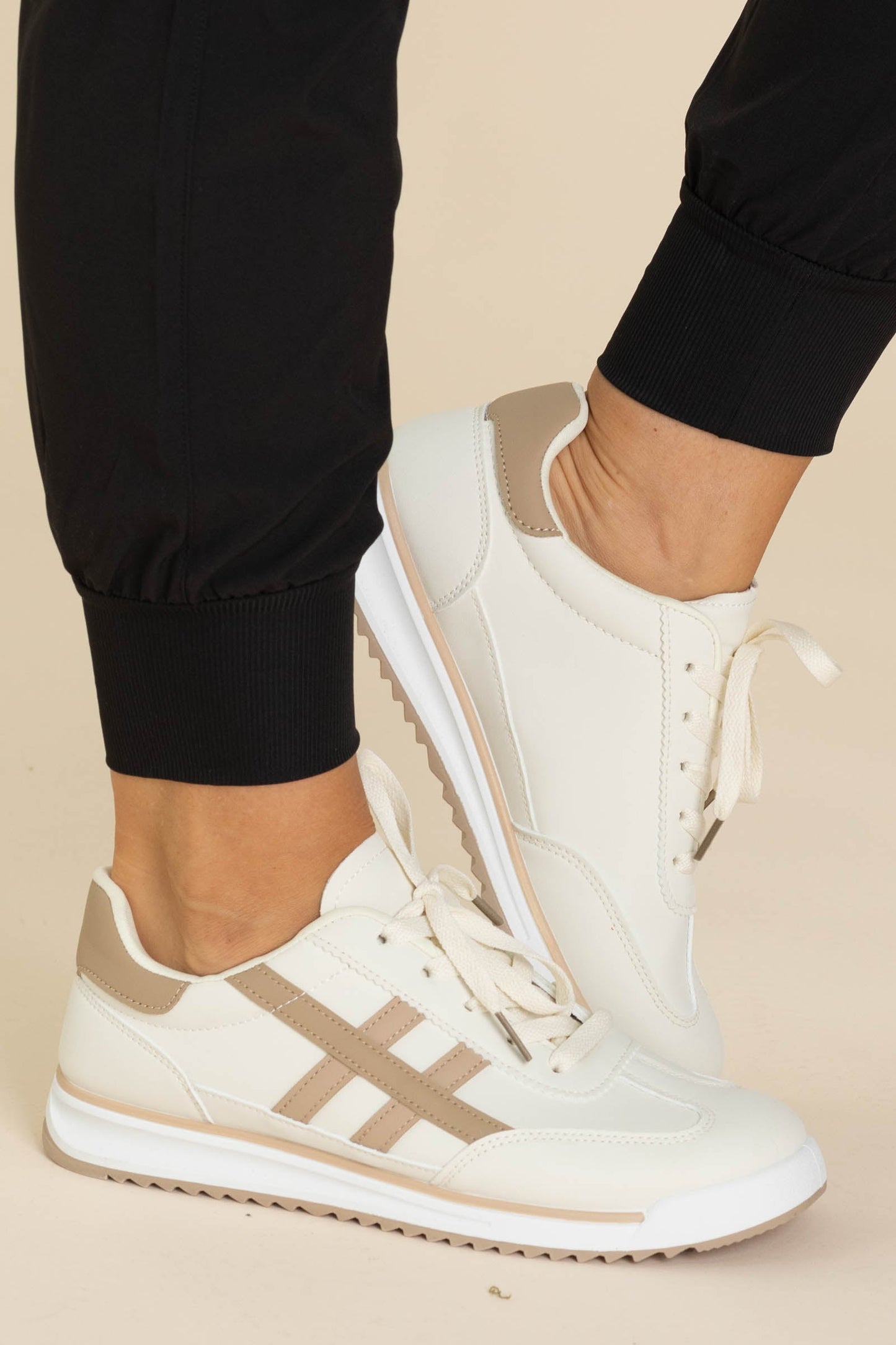 Two-Tone Lace Up Sneakers With Stripes