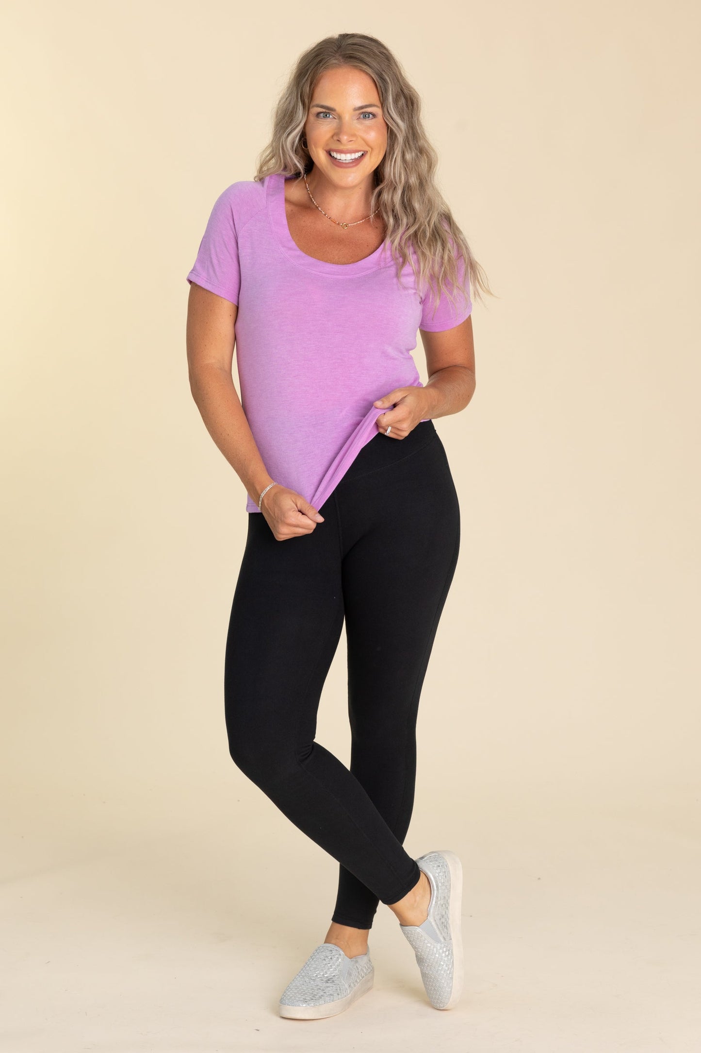 Relaxed Fit Short Sleeve Scoop Neck Knit Tees