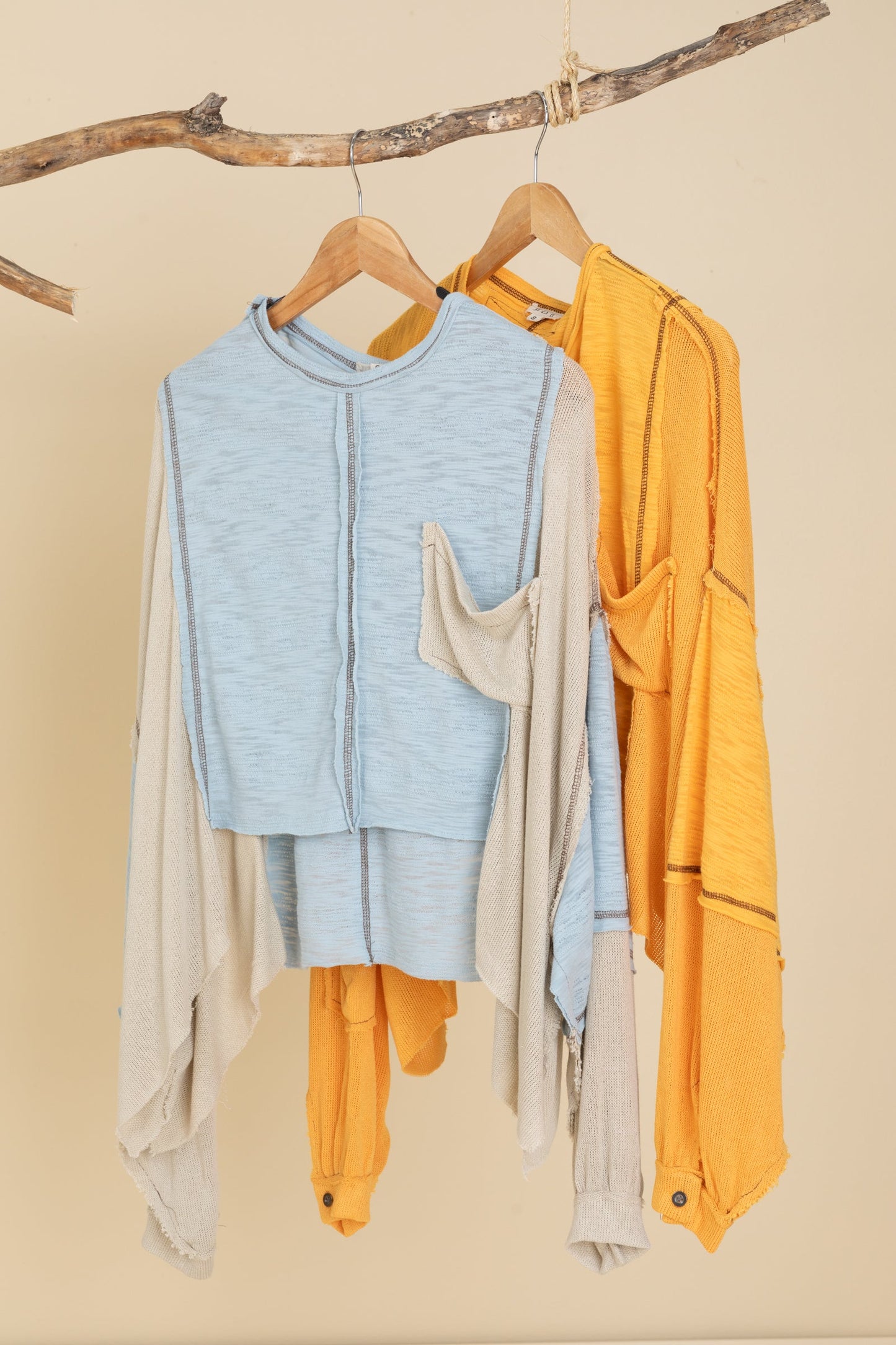 Contrast Balloon Long Sleeve Raw Edge Knit Top