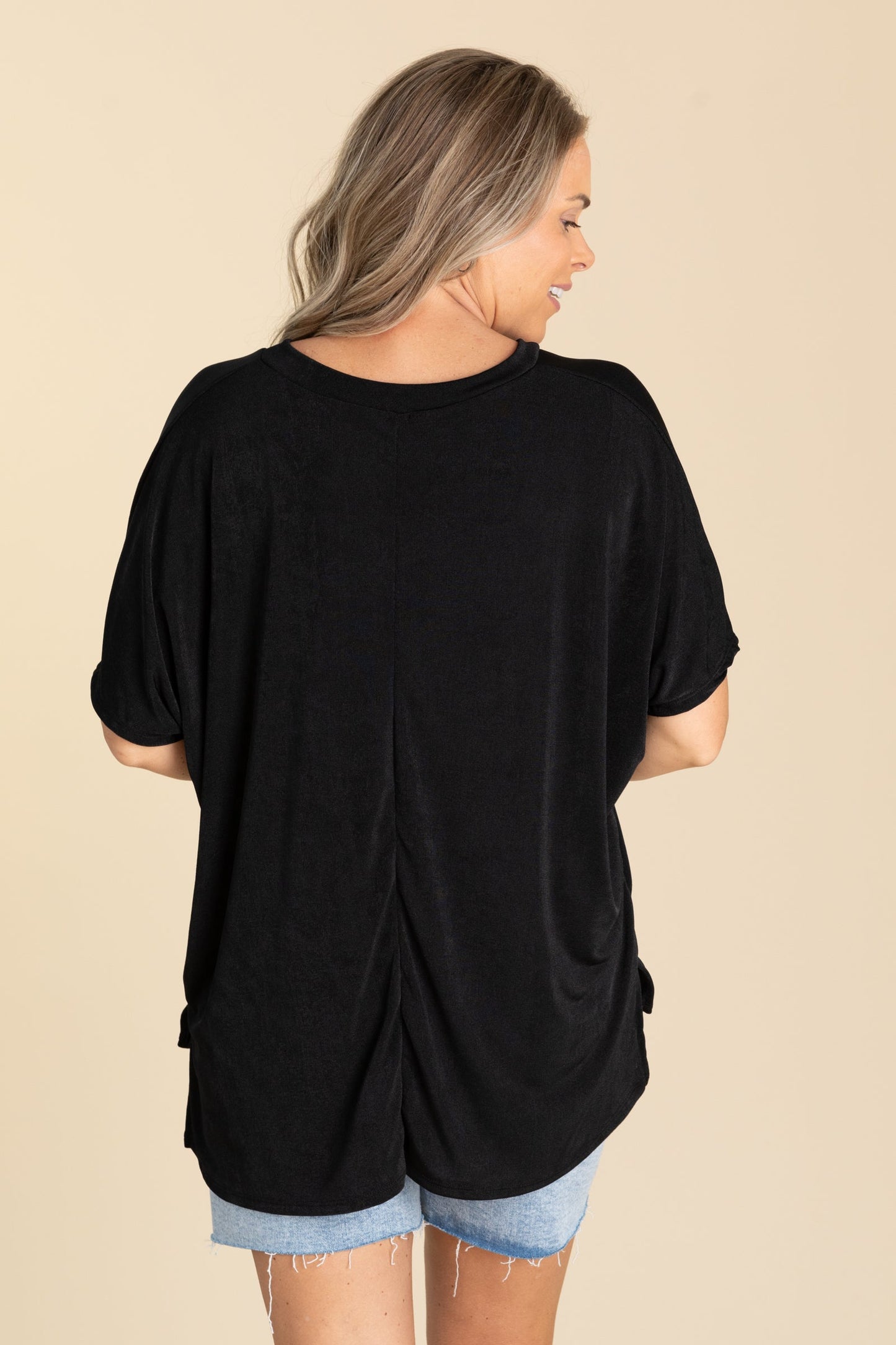 Black Textured Detail V-Neck Knit Top