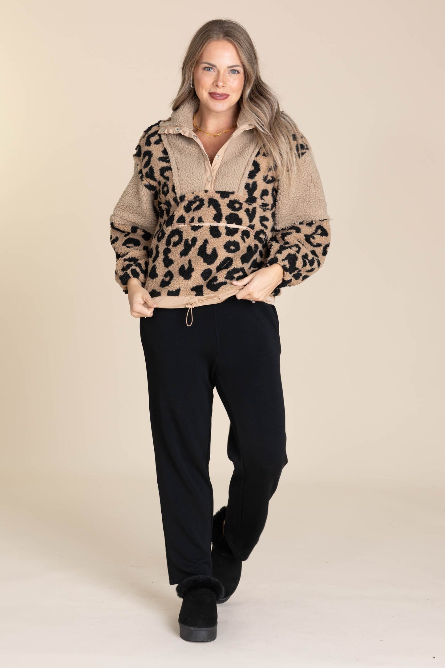 Leopard Fleece Block Pullover Top With Pockets