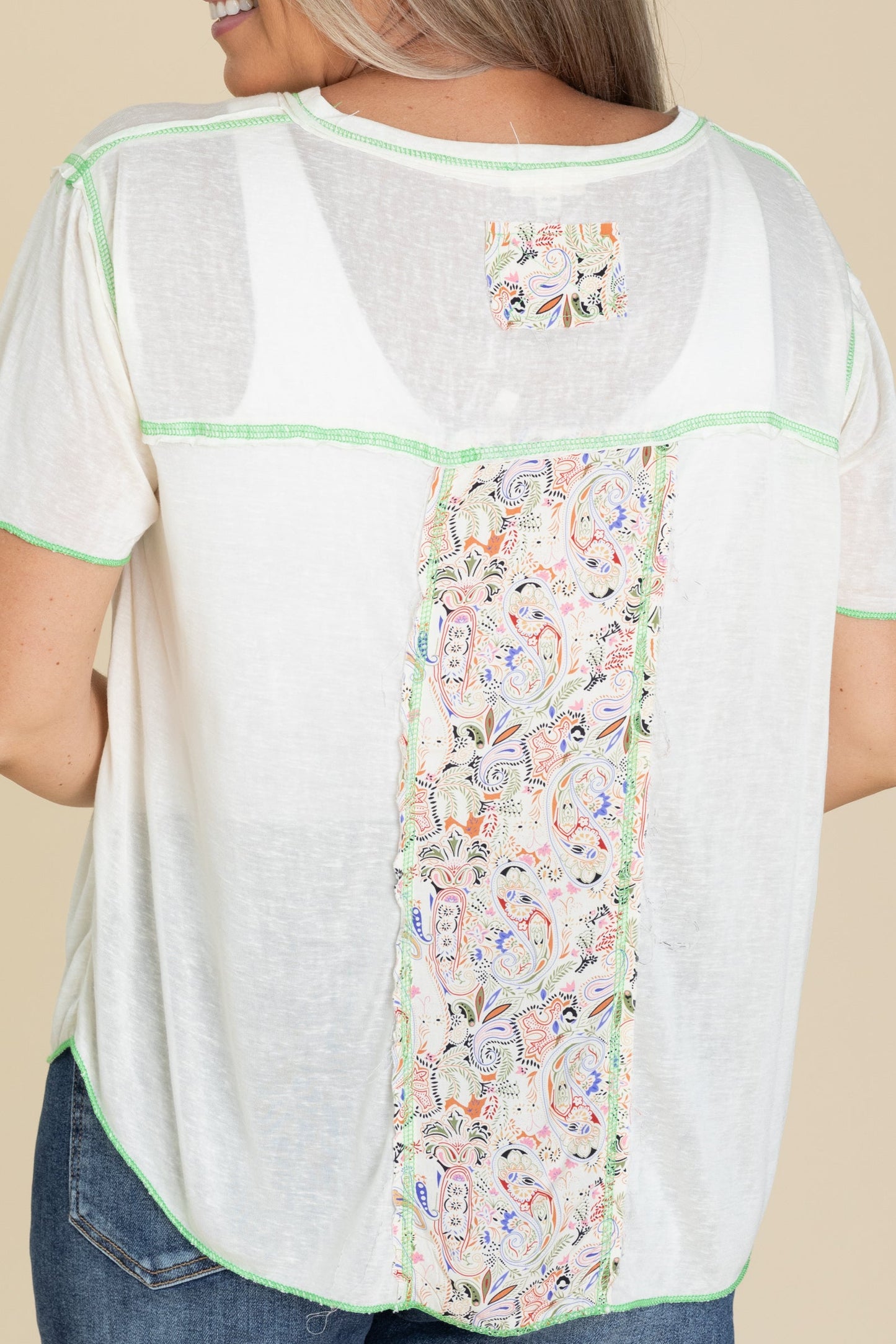 V-Neck Contrast Seam Mixed Print Top
