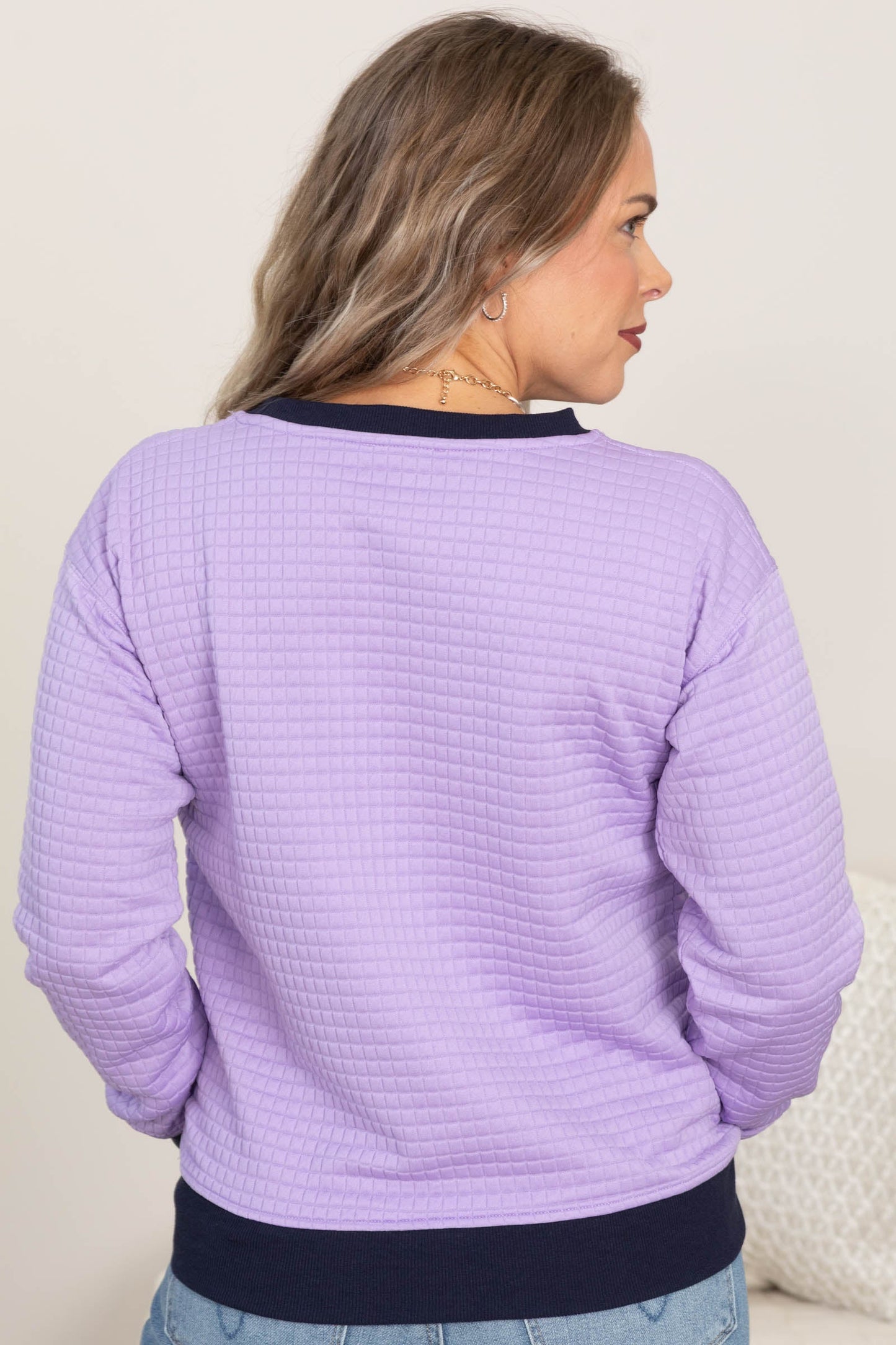 Quilted Contrast Band Crewneck Top