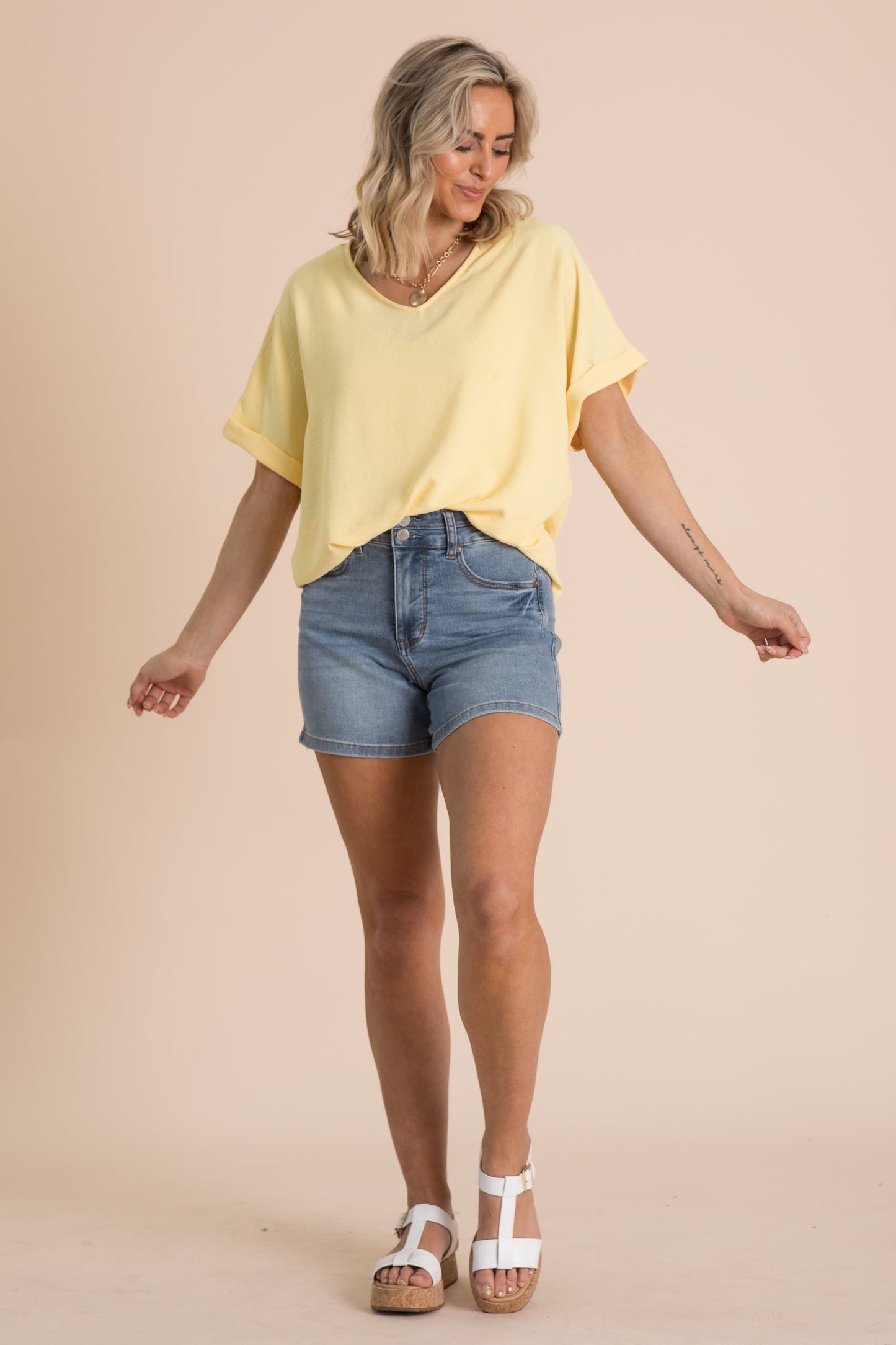 Woven V-Neck Folded Short Sleeve Tops
