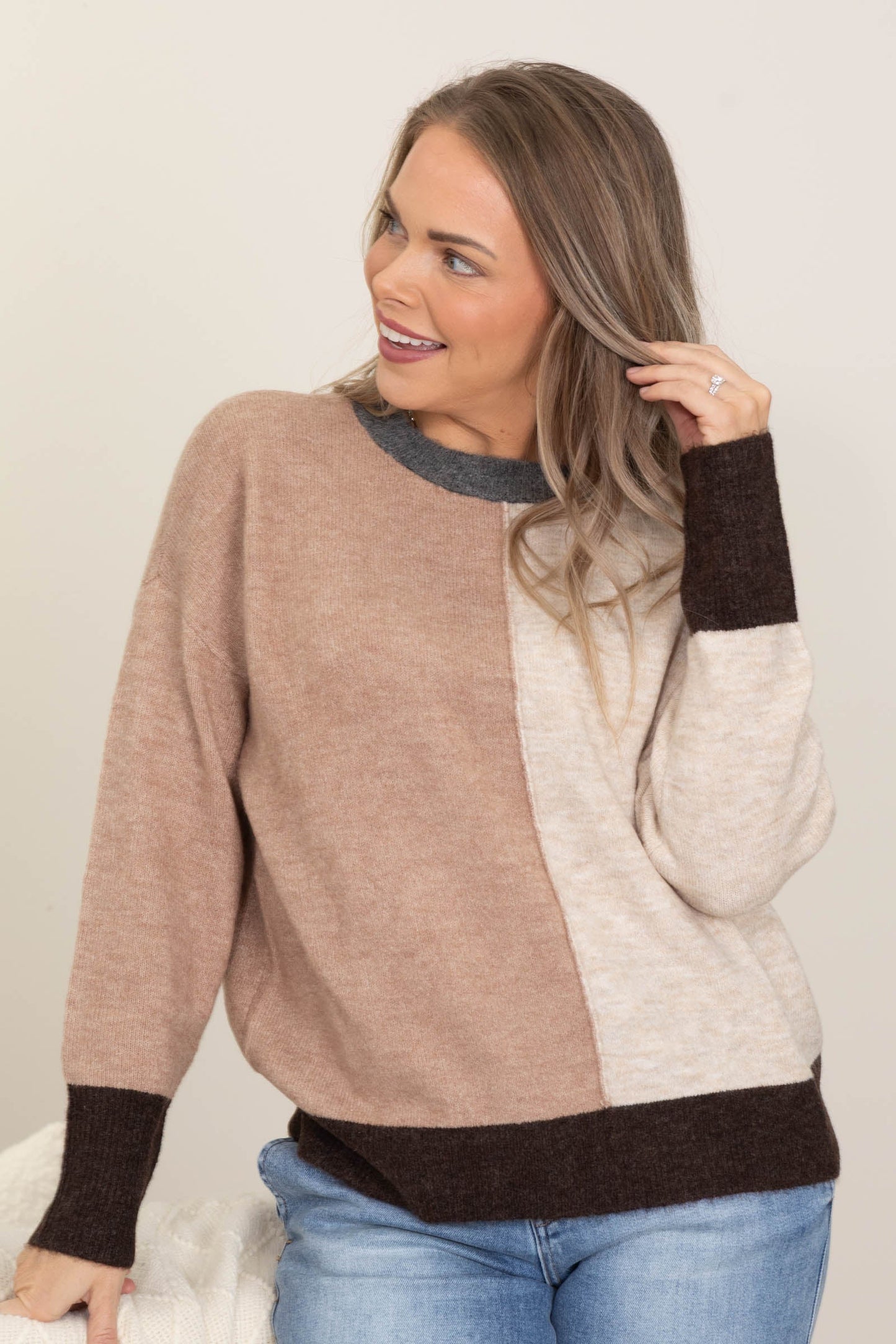 Colorblock Front Seam Long Sleeve Knit Sweaters