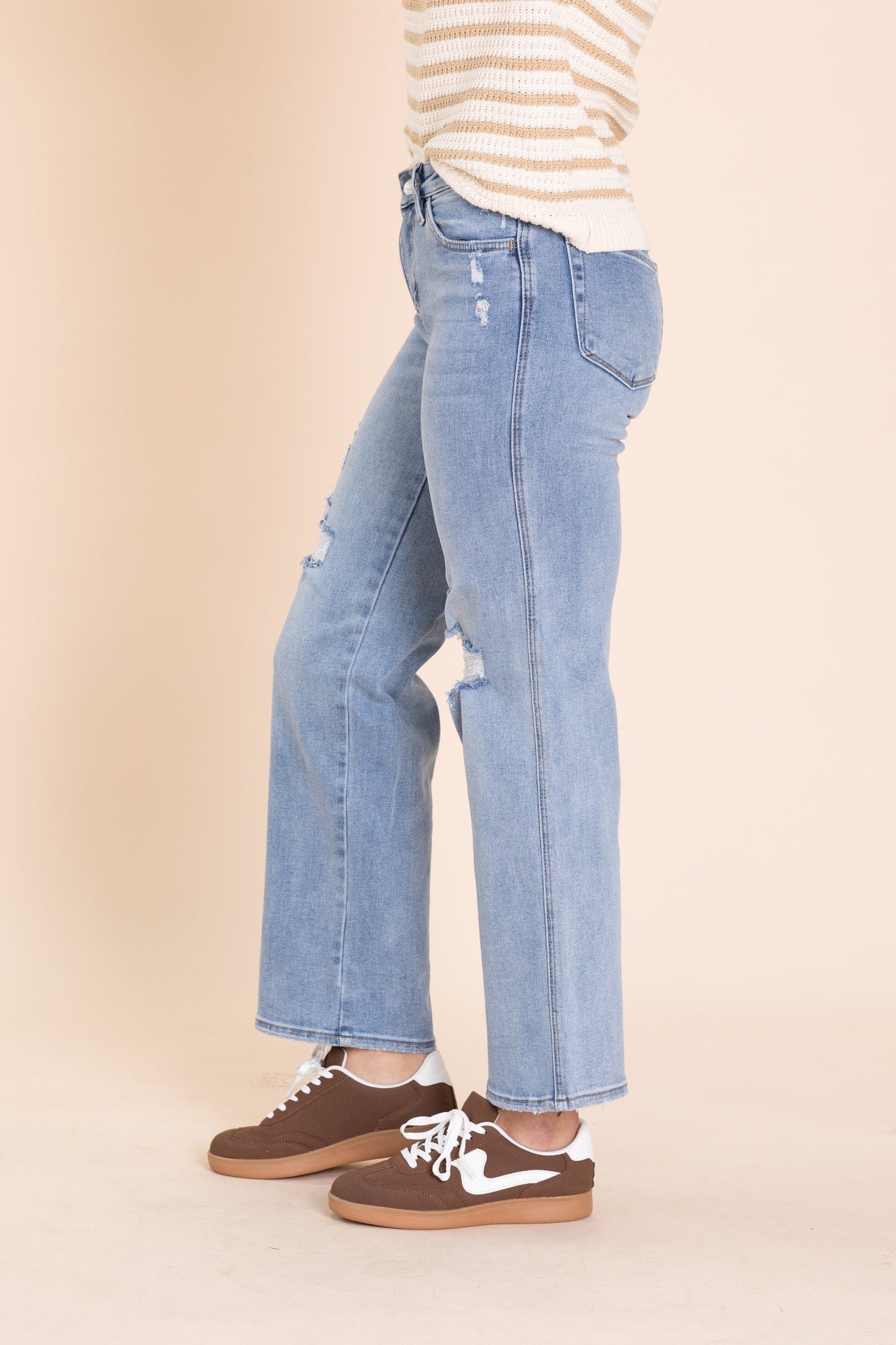 Lovervet Mid Rise Wide Ankle Jeans
