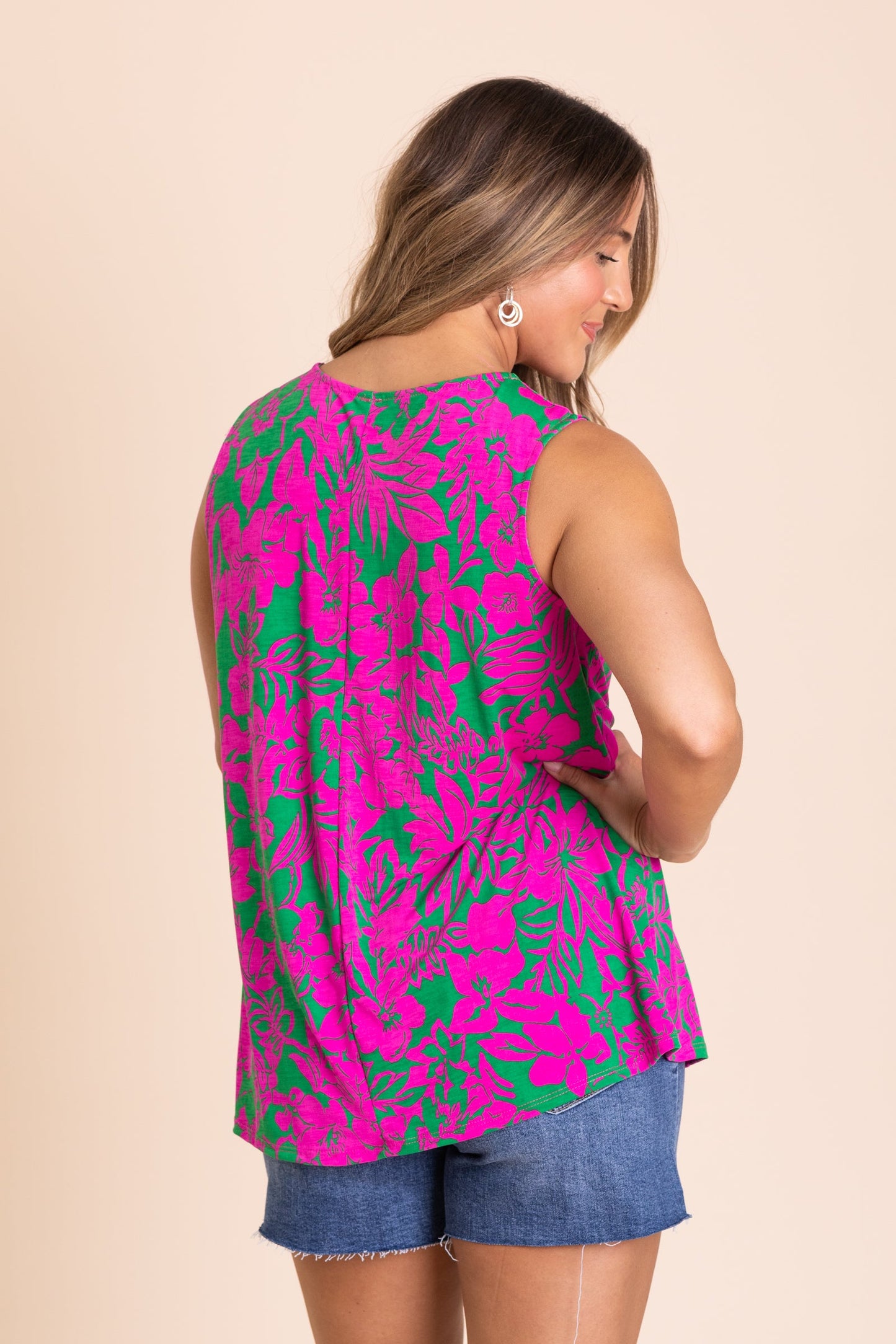 Floral Ivy Wrinkle Free Top