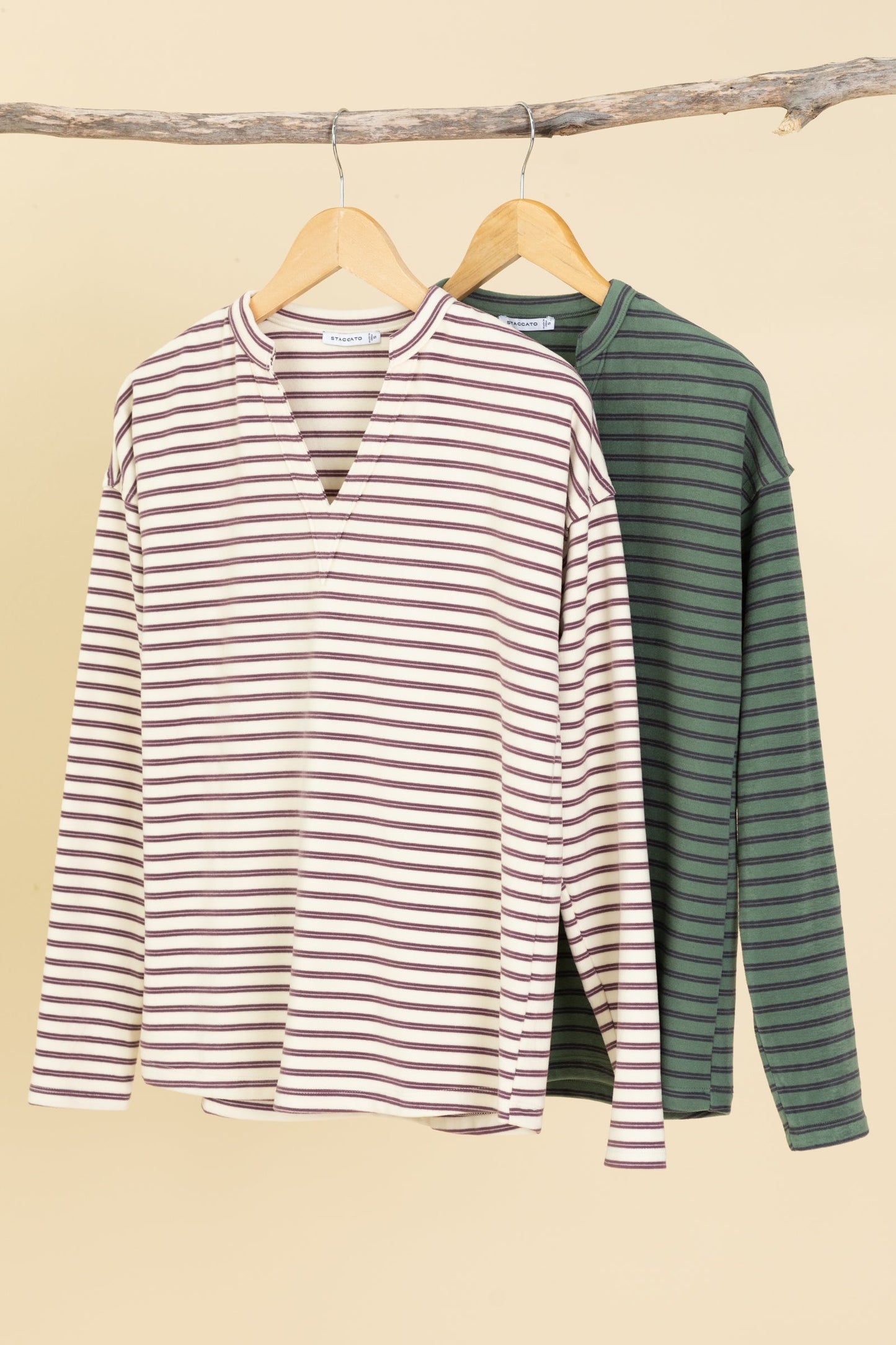 V-Neck Knit Pullover Striped Knit Tops