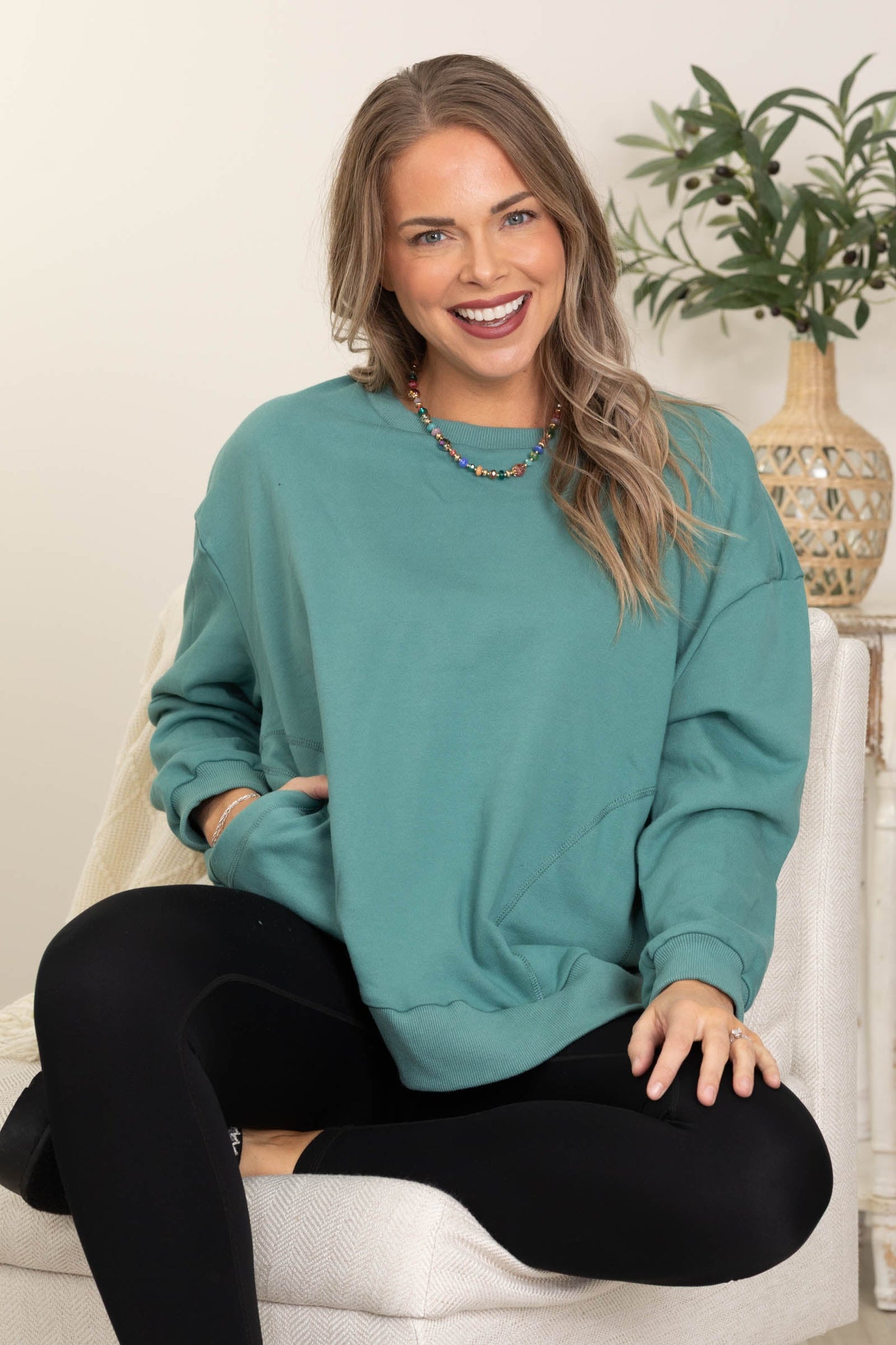 Round Neck Long Sleeve Knit Tops With Pockets
