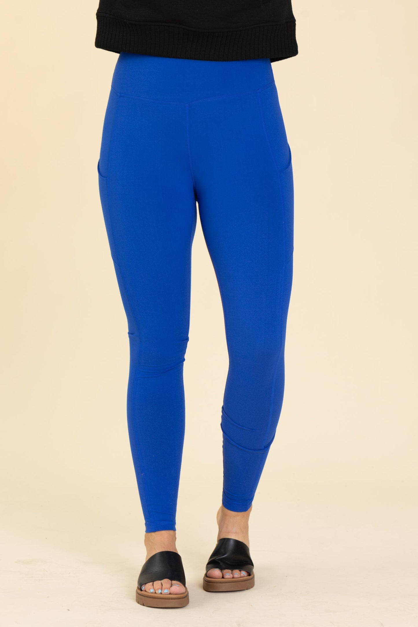 Buttery Soft Basic Leggings With Side Pockets