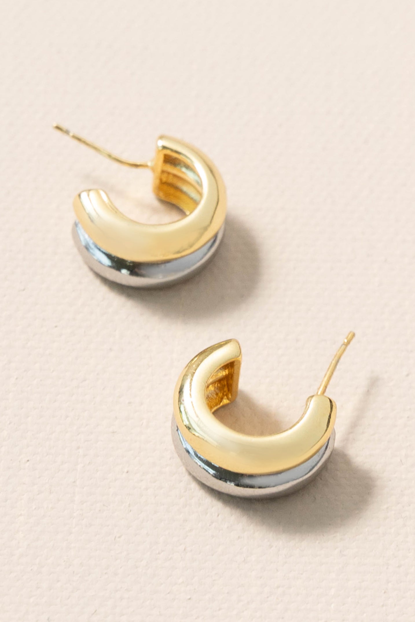 Double Color Chunky Huggie