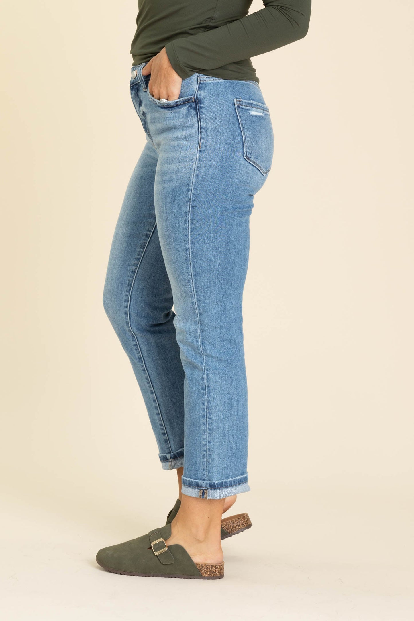 Lovervet Cuffed Crop Slim Straight Jeans