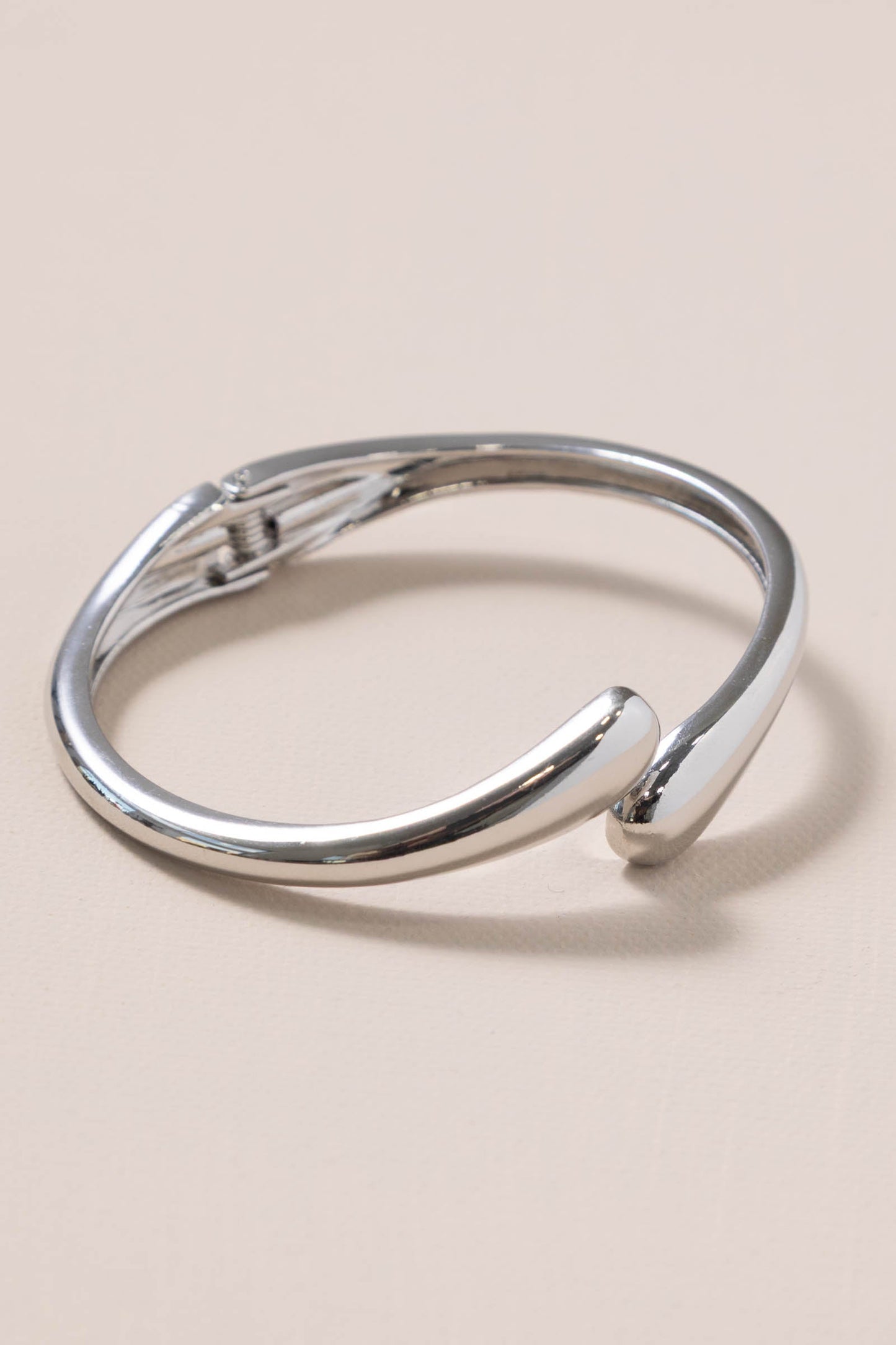 Teardrop Shape Cuff Bangles