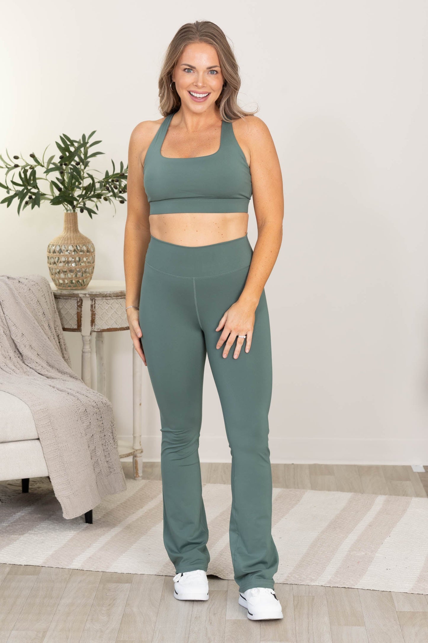 High Rise Smooth Waistband Flare Leggings